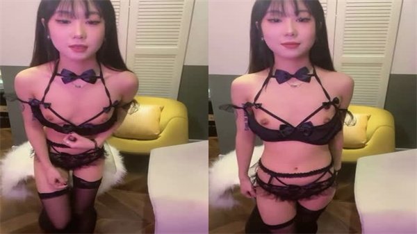 黑丝欲女贫乳诱惑 口交侍奉浪叫不断 骑乘位狂插极品骚穴